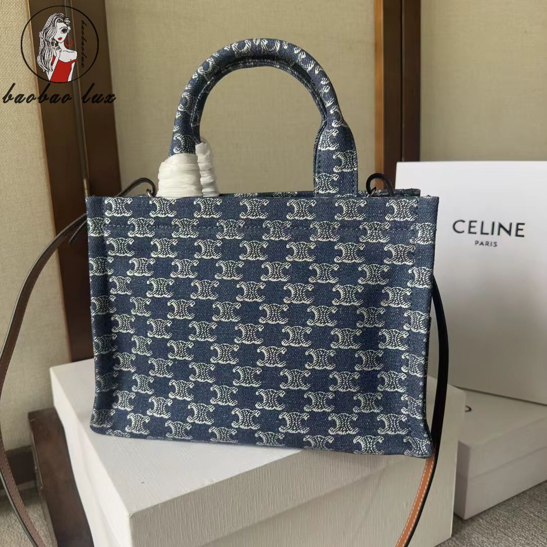 Dior Toile de Jouy Tote Bag - Detailed Craftsmanship Closeup