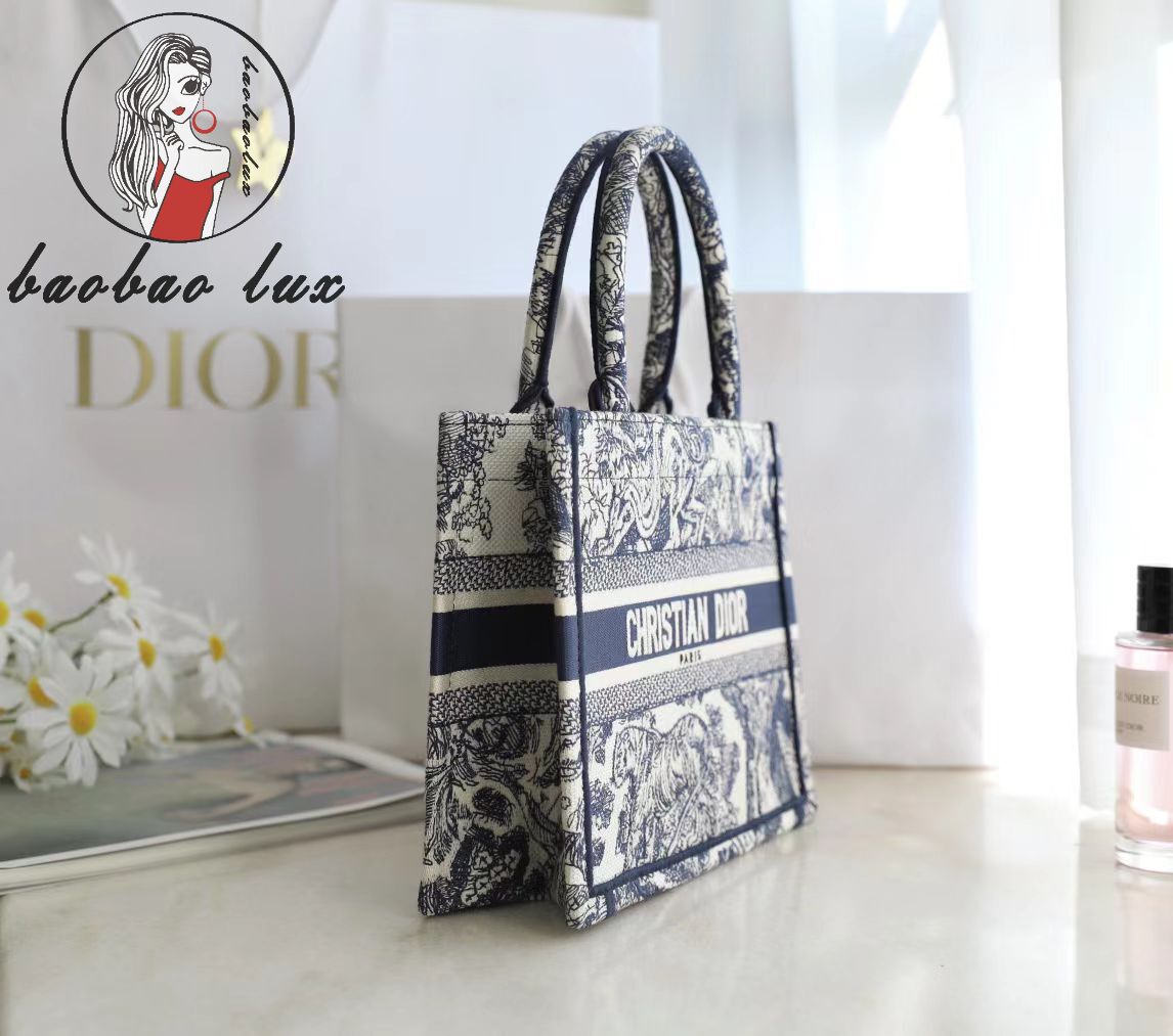 Dior Small Tote Bag thumbnail 2