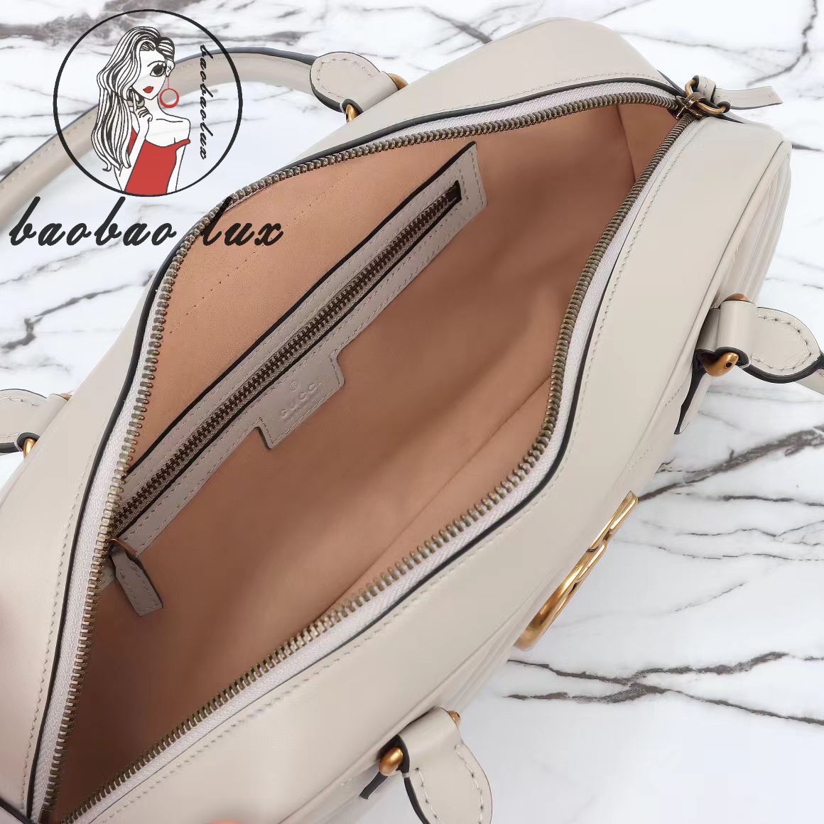 Luxury product view 5