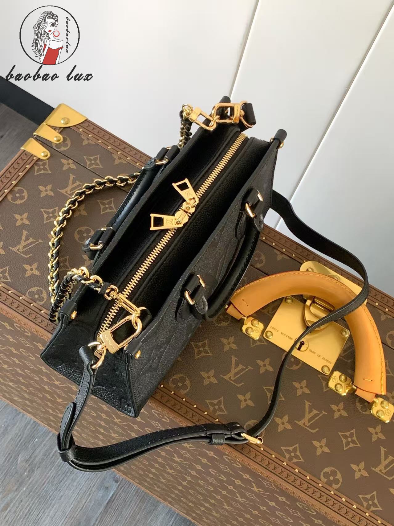 Luxury product detail 4